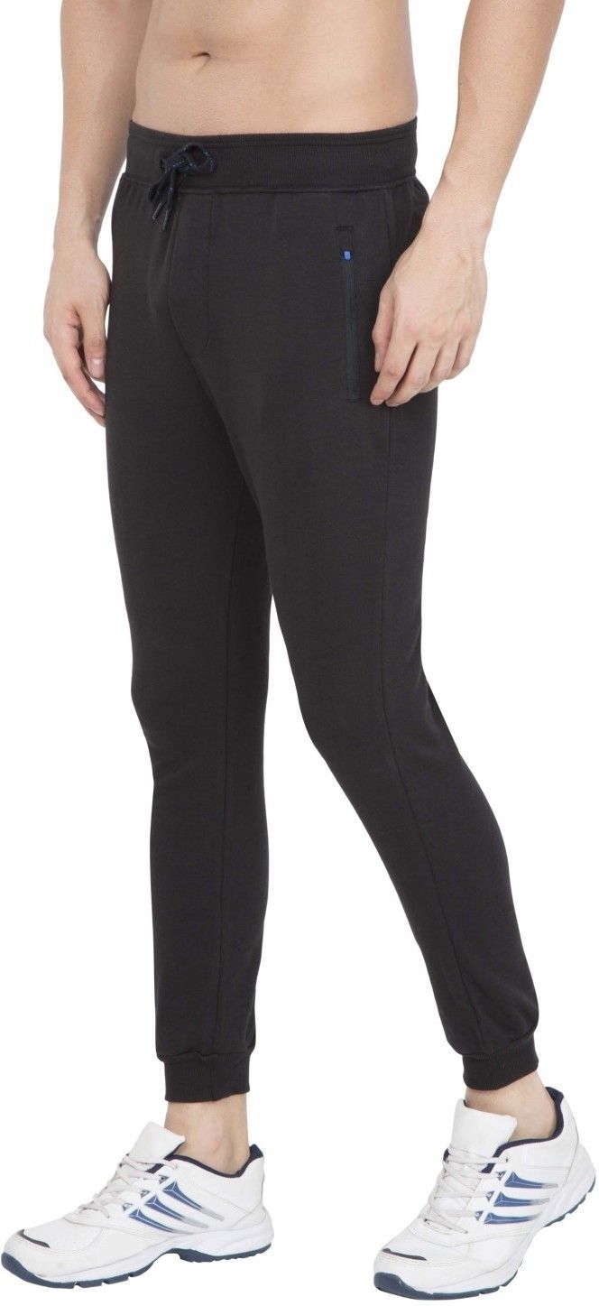 Trackpants