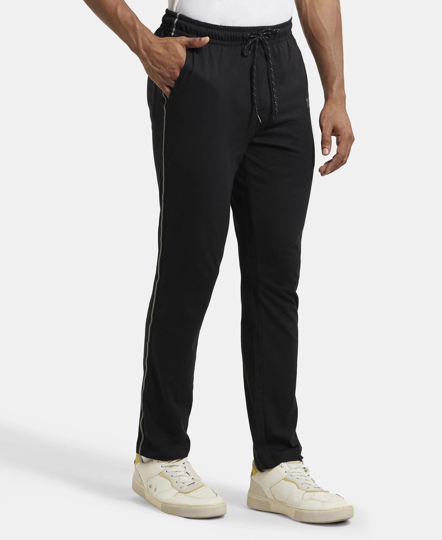 Trackpants