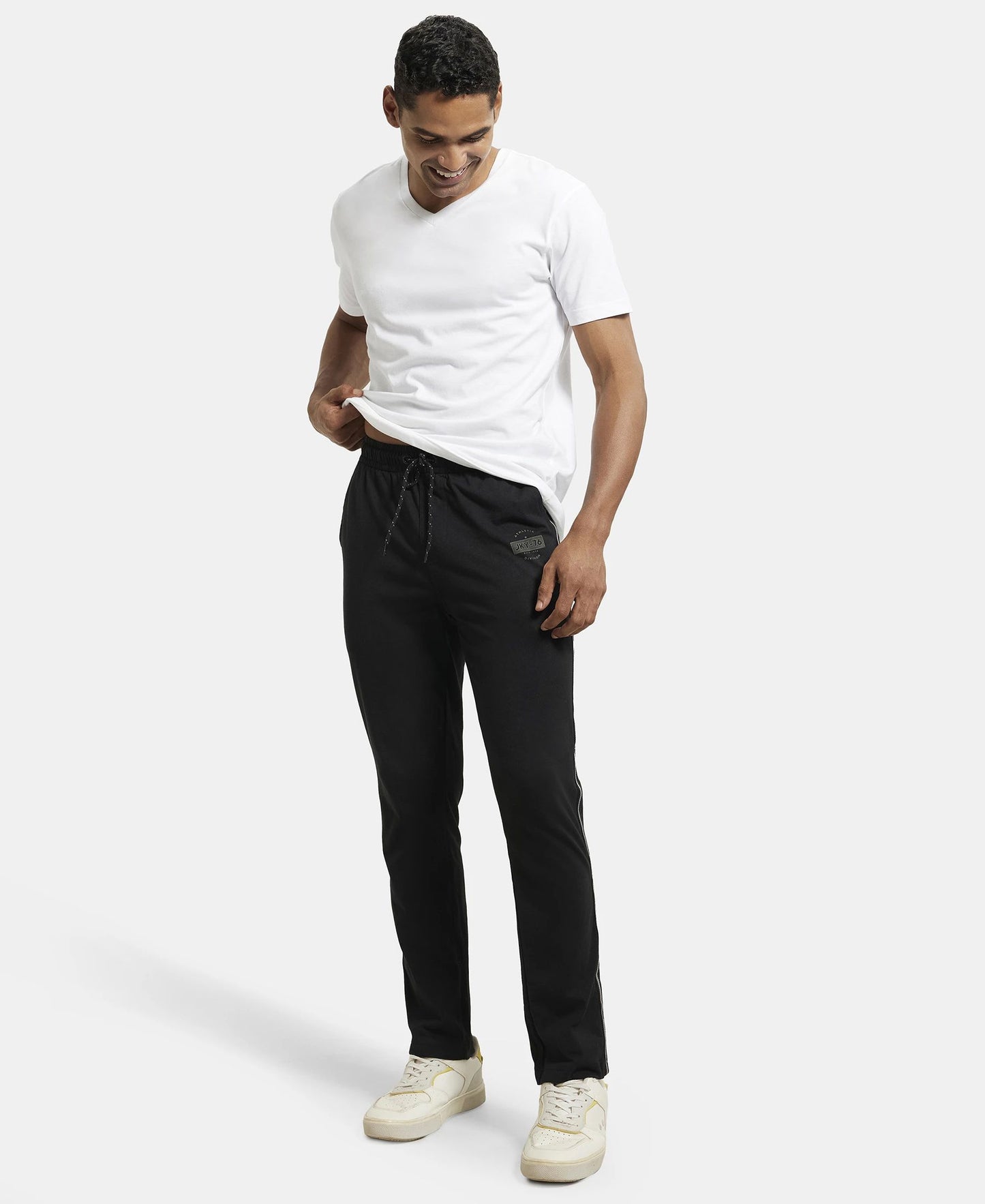 Trackpants