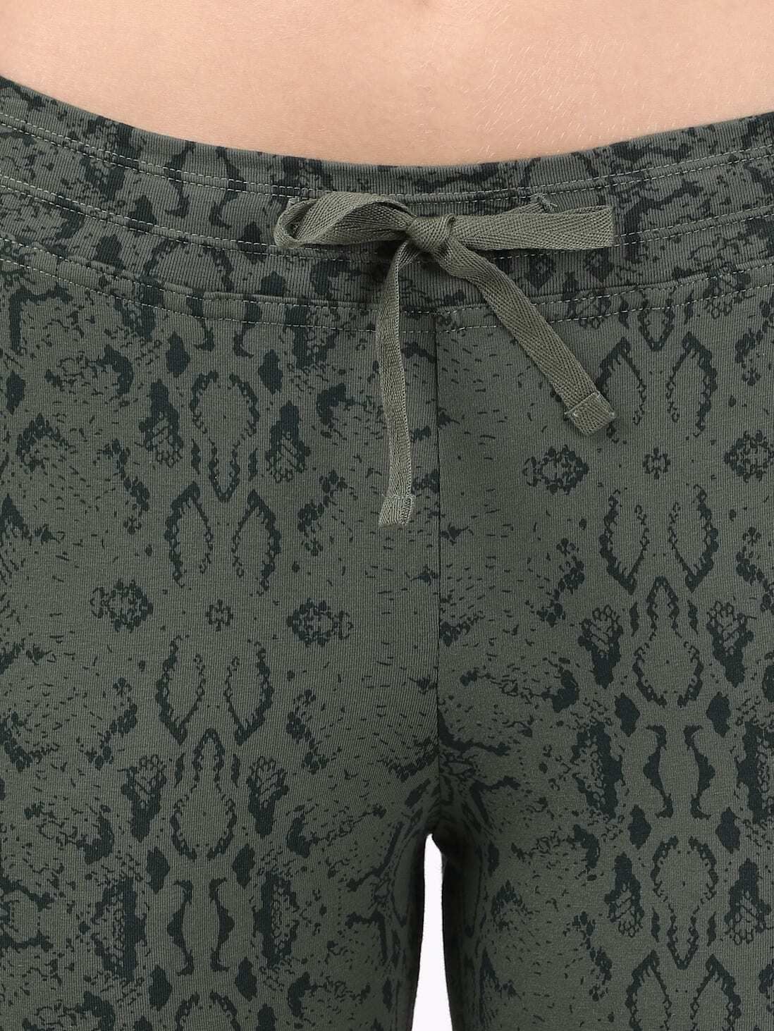 Woman Capri