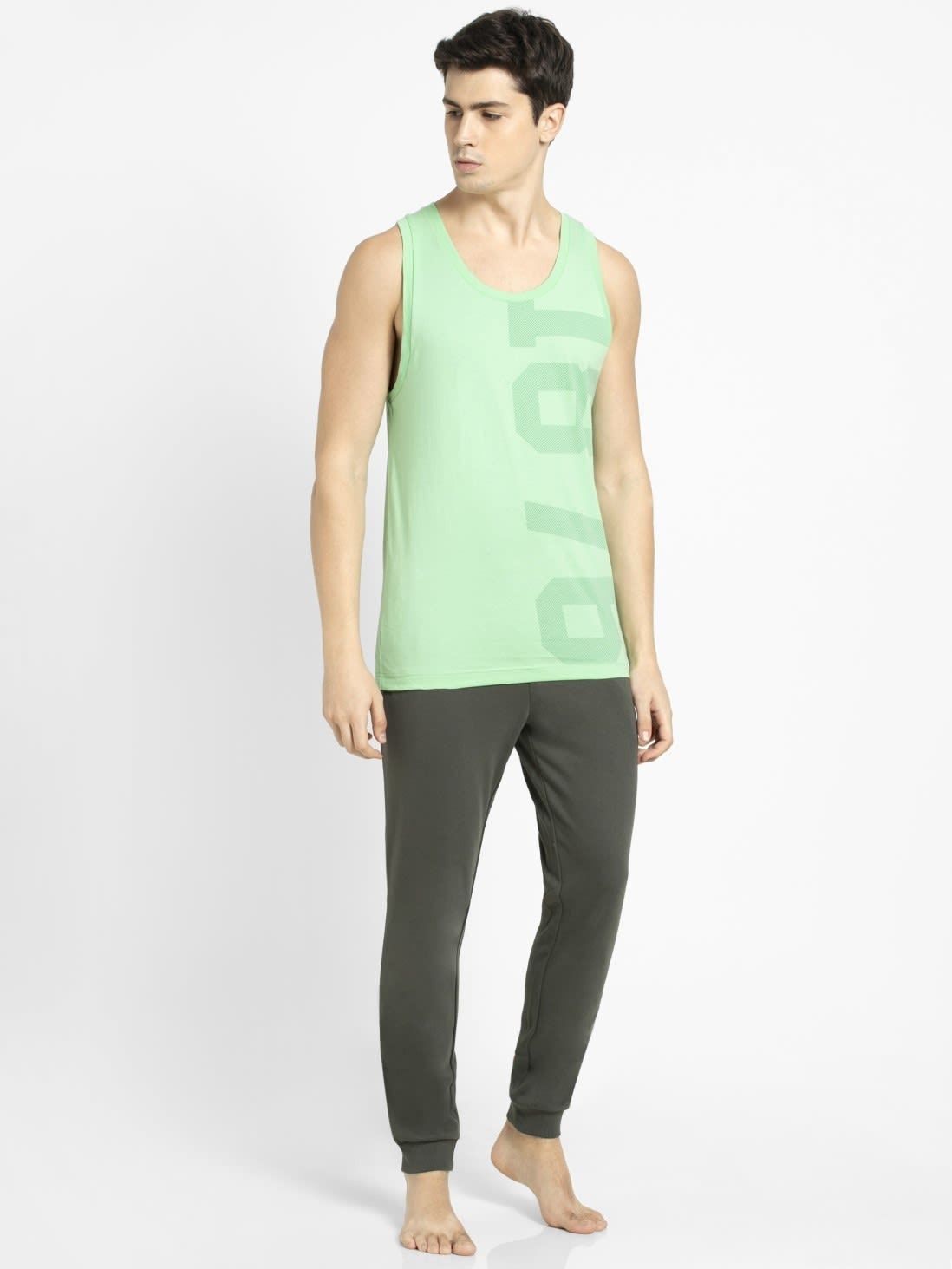 Trackpants