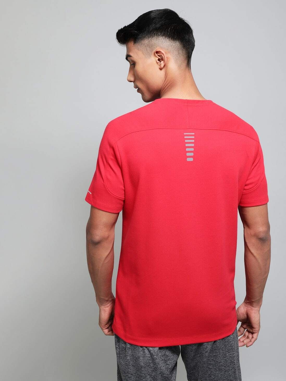 JOCKEY Solid Men Round Neck