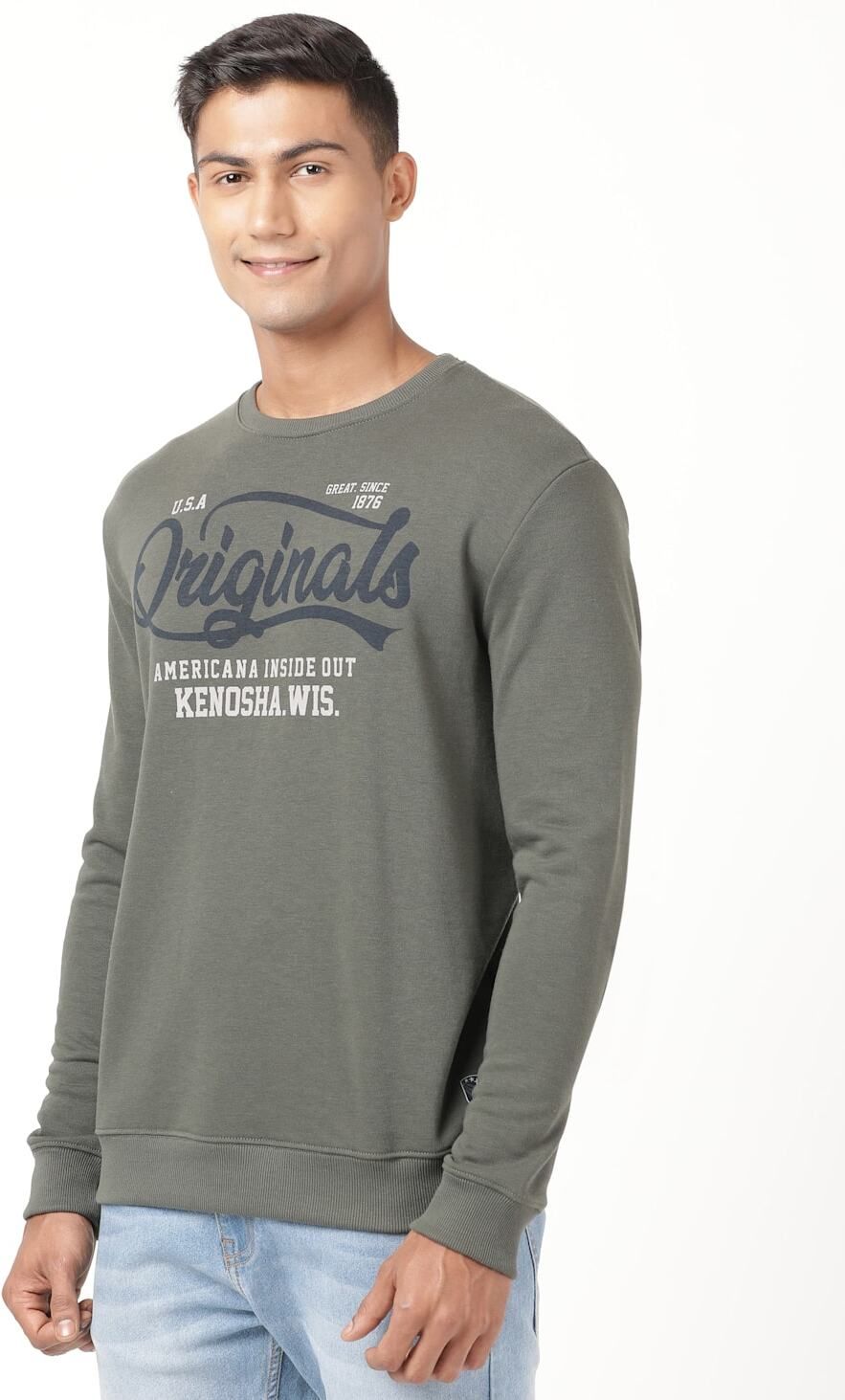 Sweatshirt
