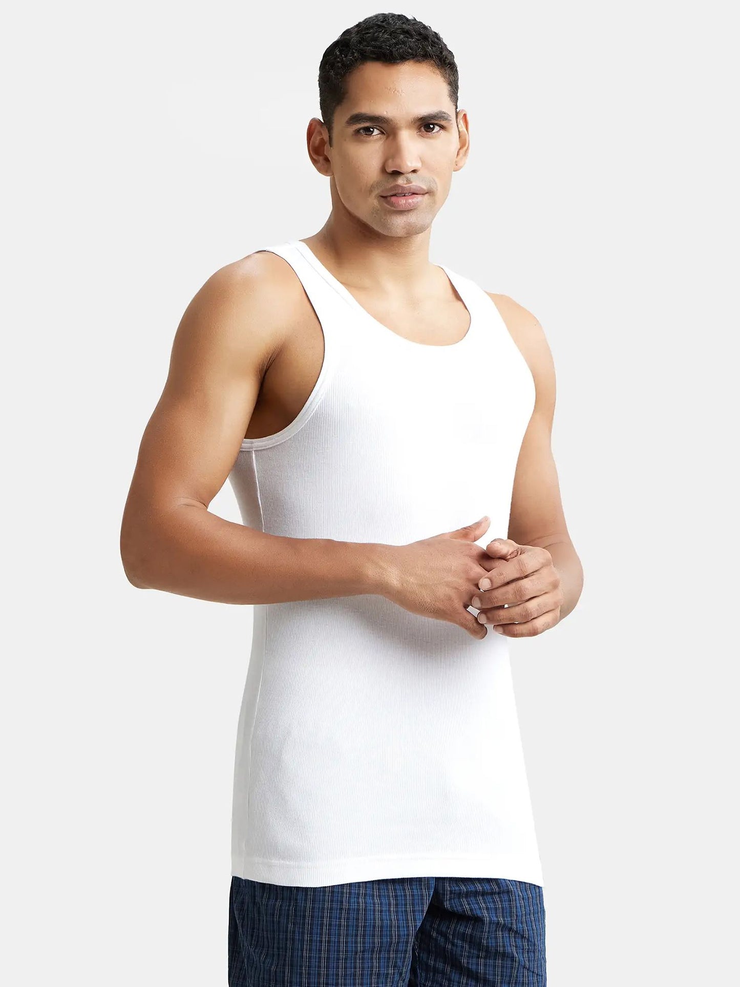 A Plain Vestt