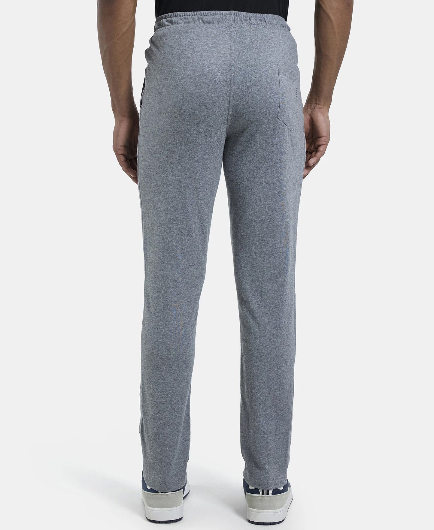 Trackpants