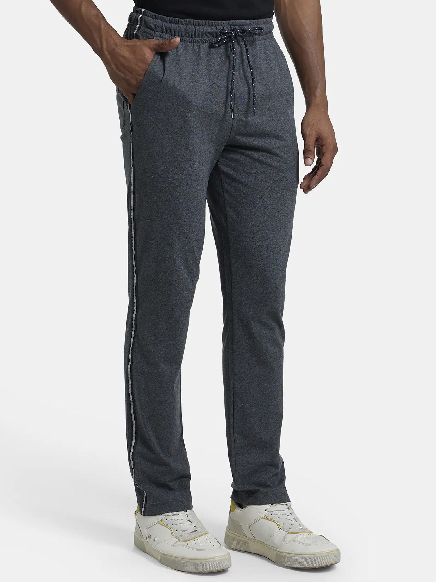 Trackpants