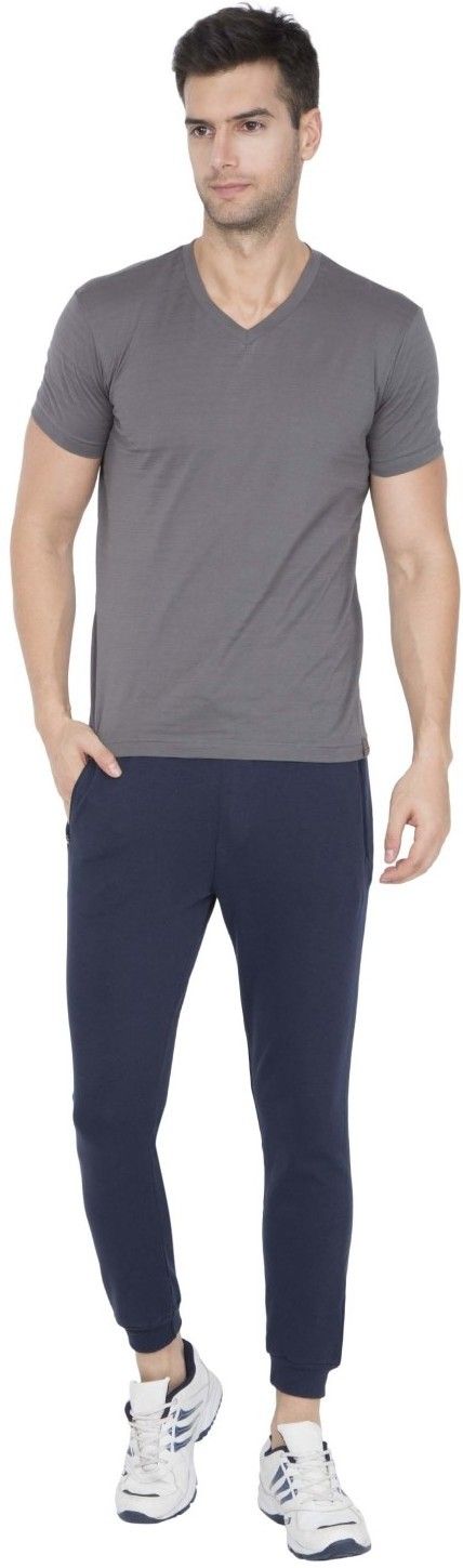 Trackpants