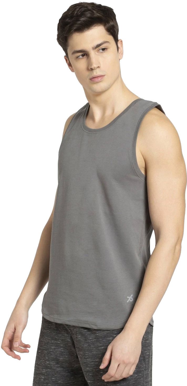 A Plain Vest